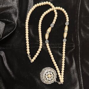 Vintage 1928 Crystal silver locket